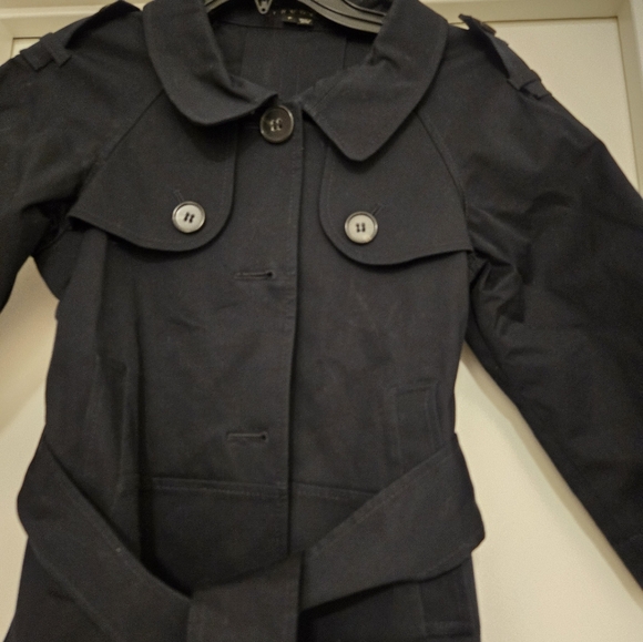 Theory Cropped Belted Jacket - Picture 2 of 7